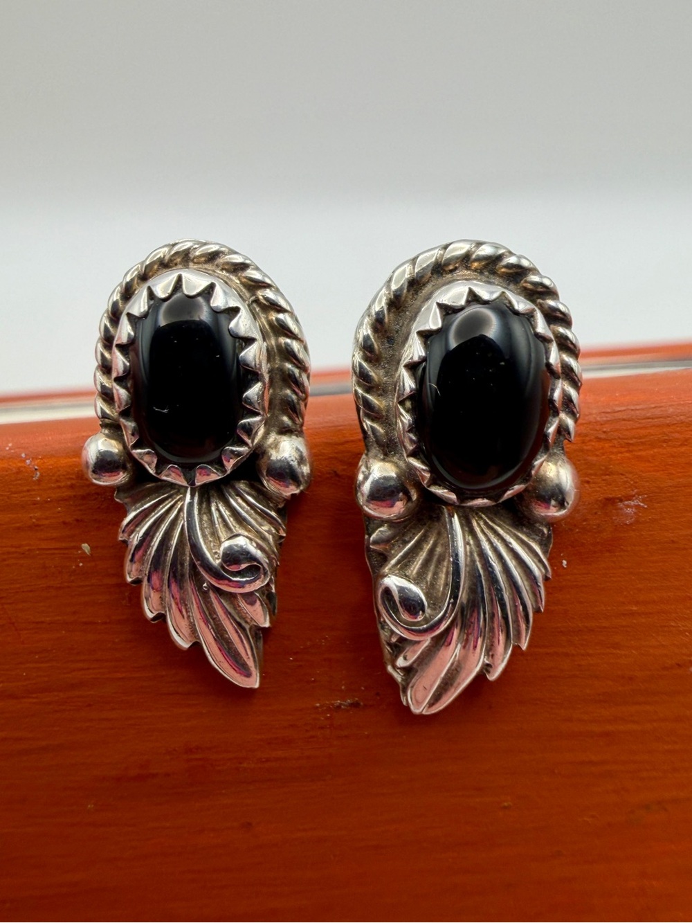 Richard Begay Navajo Sterling Silver Vintage Onyx Post Feather Stud Earrings